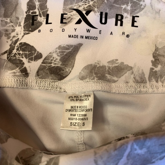 Flexure leggings - Picture 3 of 9